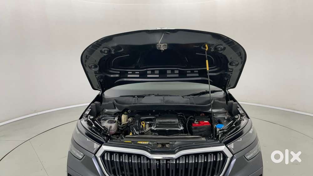 Skoda Kushaq Active 1.0 Tsi Mt, 2022, Petrol