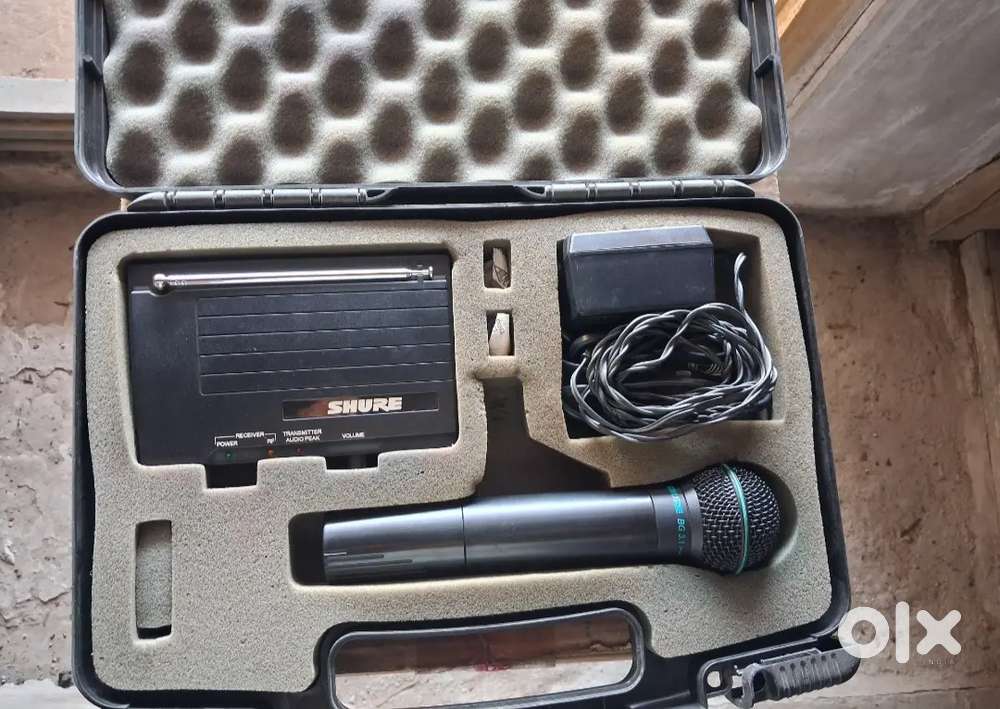 Shure wireless microphone