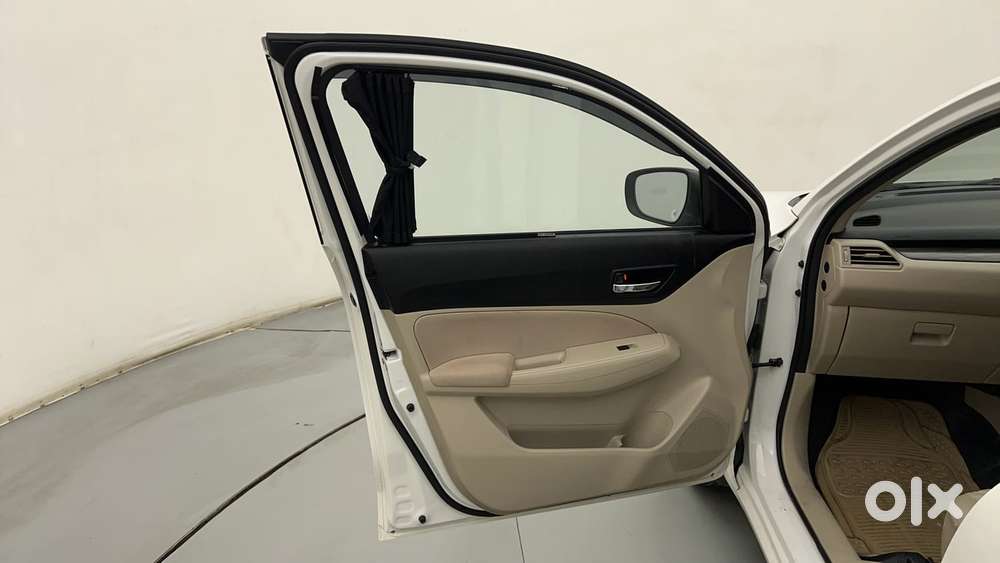 Maruti Suzuki Dzire Vxi Ags, 2023, Petrol