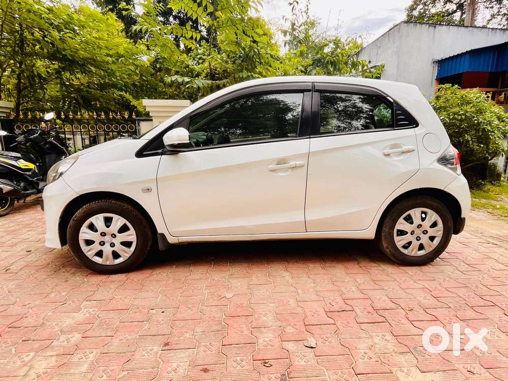 Honda Brio S Mt, 2015, Petrol