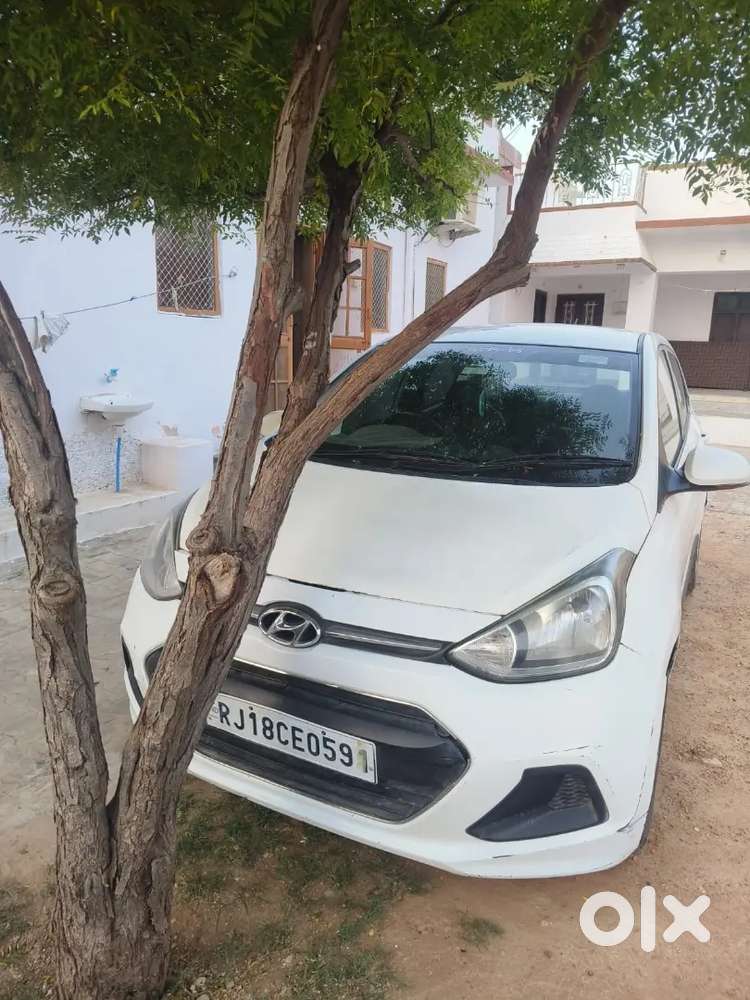 Hyundai Xcent 2016 Diesel Well Maintained