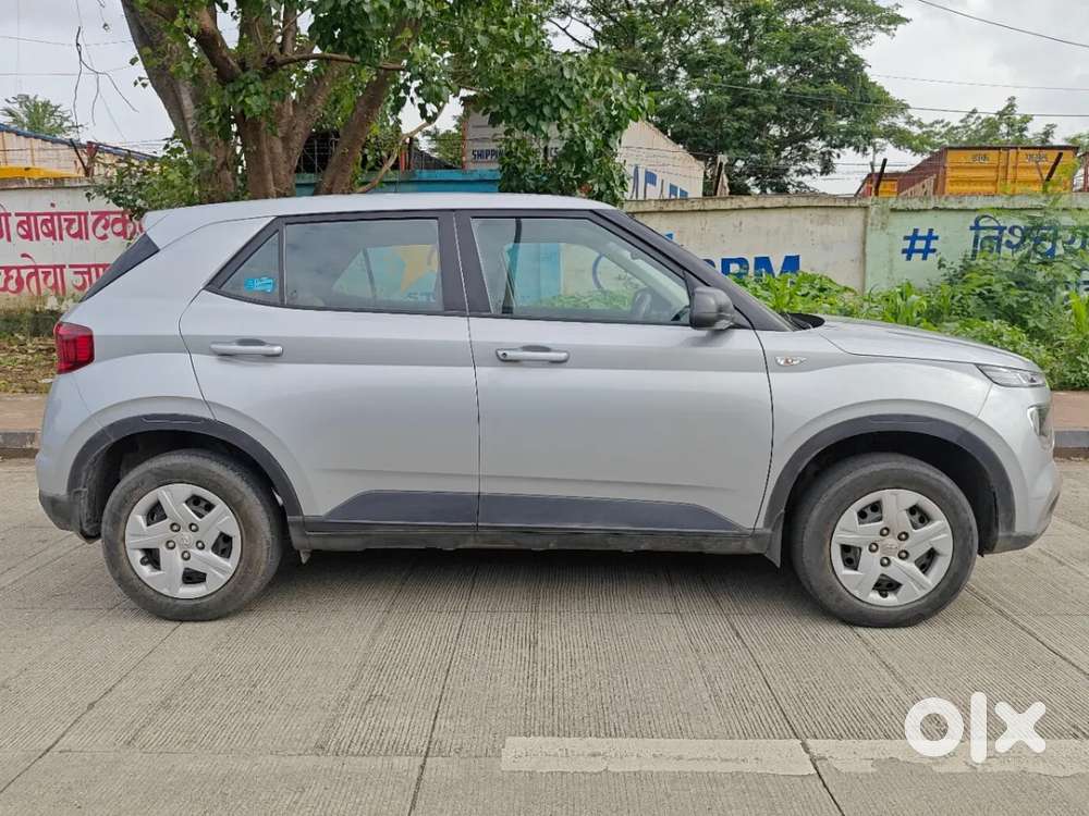 Hyundai Venue E 1.2 Petrol, 2019, Petrol