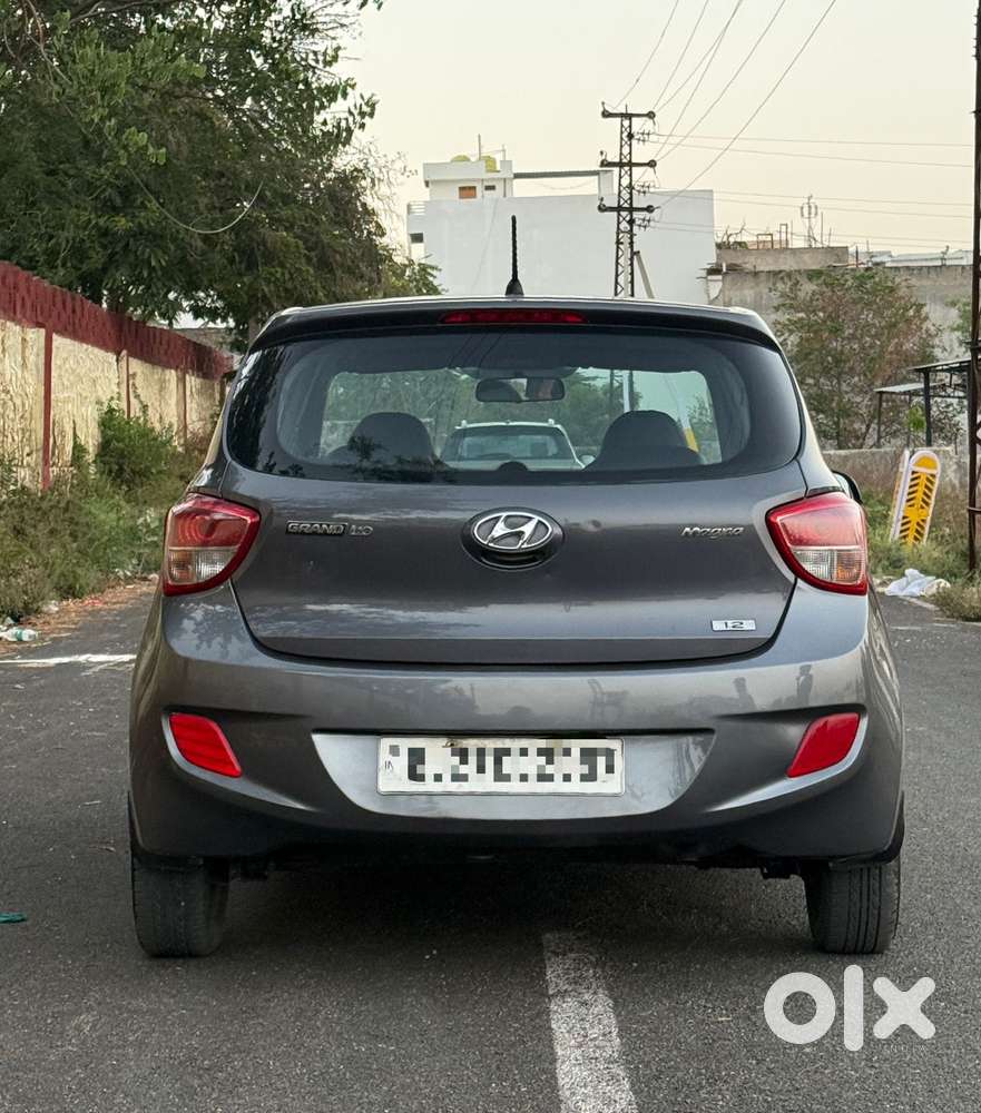 Hyundai Grand I10 Sportz Edition, 2015, Petrol