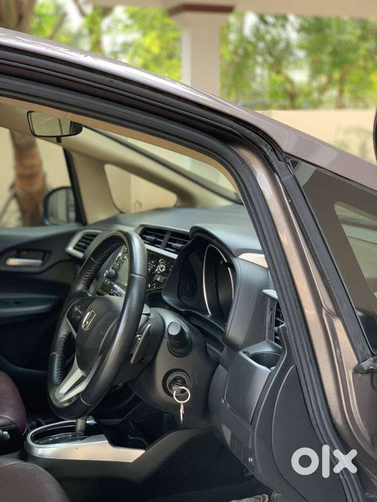 Honda Jazz V Cvt, 2016, Petrol