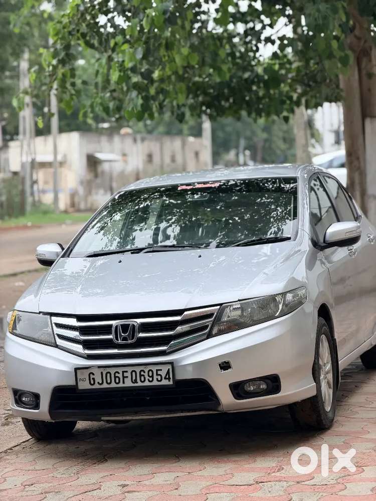 Honda City Hybrid Ehev 2013 Cng & Hybrids 100000 Km Driven