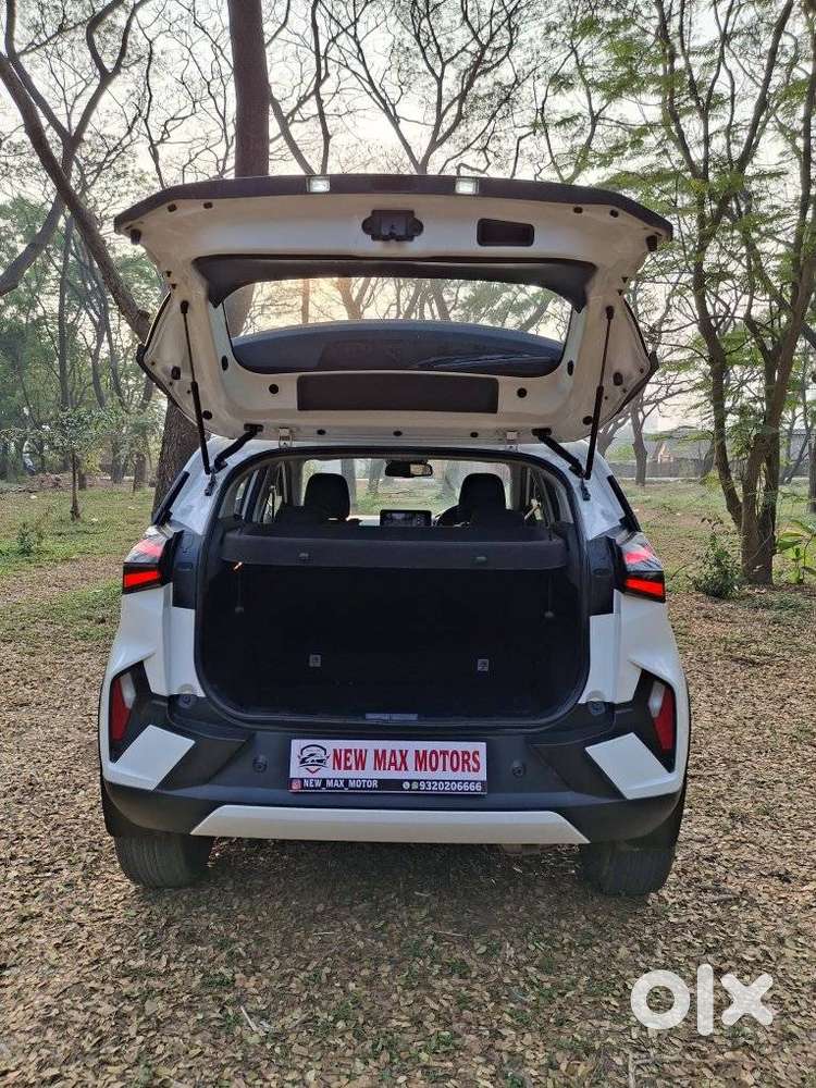 Tata Nexon, 2024, Petrol