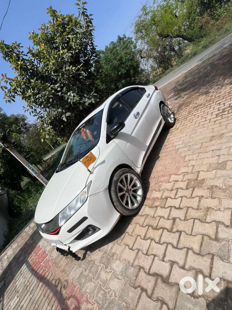 Honda City 2015 Petrol Well Maintained