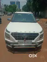 Hyundai Venue 2020 Petrol Well Maintained