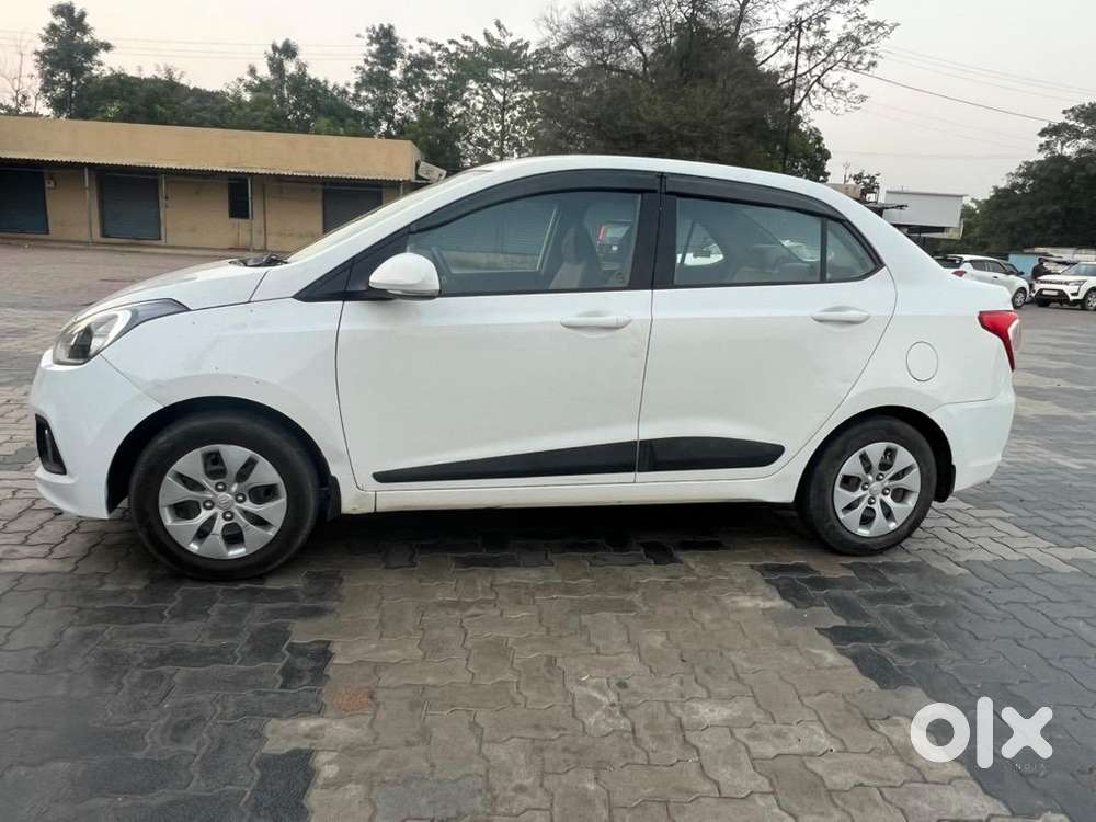 Hyundai Car 2015 Petrol Good Condition