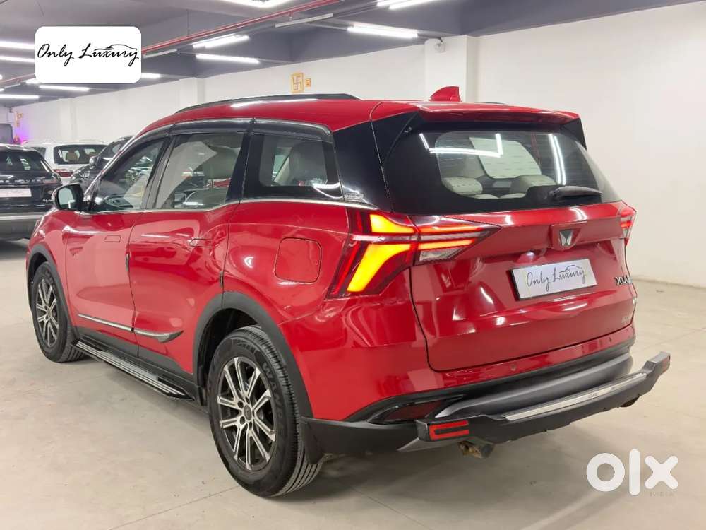 Mahindra Xuv700 2.0 Ax 7 Petrol Mt Str, 2022, Petrol