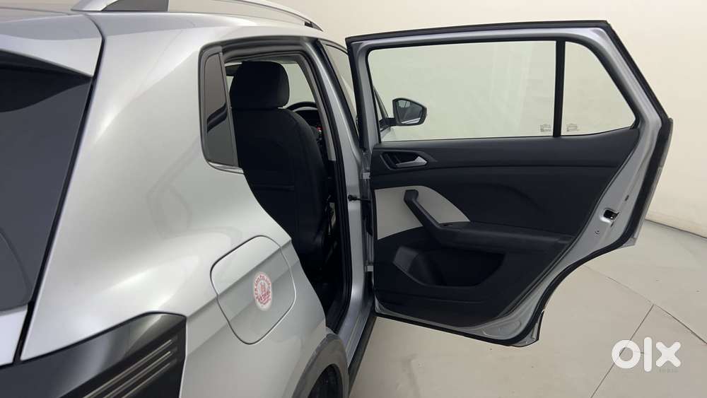Volkswagen Taigun Topline 1.0 Tsi At (electric Seats), 2022, Petrol