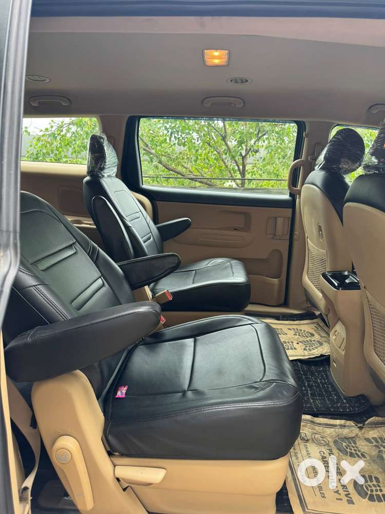 Kia Carnival Premium, 2021, Diesel
