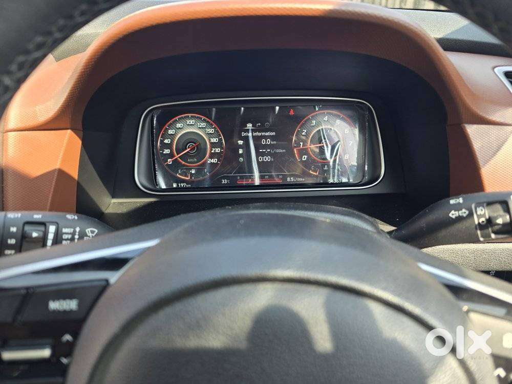 Hyundai Alcazar Signature, 2022, Petrol