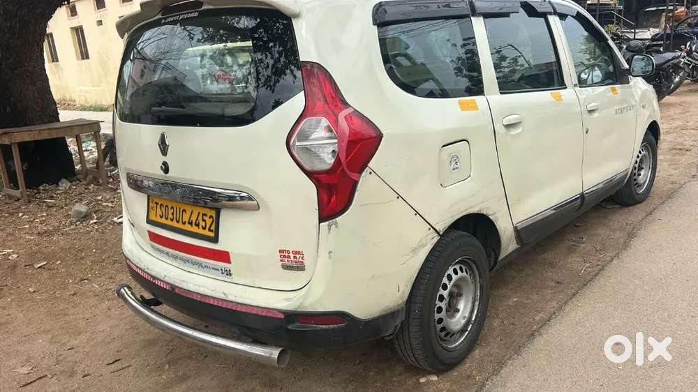 Renault Lodgy 2019 120000 Km Driven
