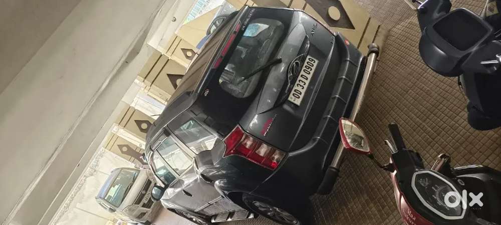 Mahindra Xuv500 2015 Diesel Top Model  Good Condition