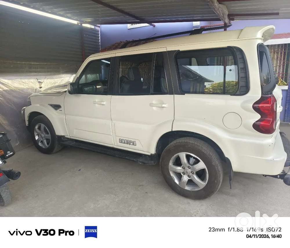 Mahindra Scorpio 2018 Diesel 66200 Km Driven