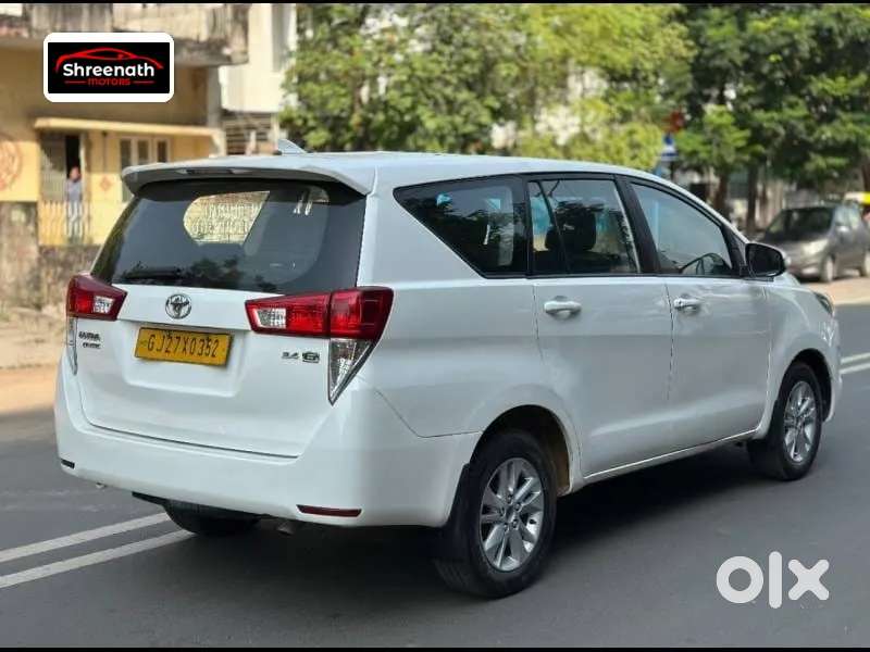 Toyota Innova Crysta [2020-ongoing] 2.4 Gx 8 Str, 2017, Diesel