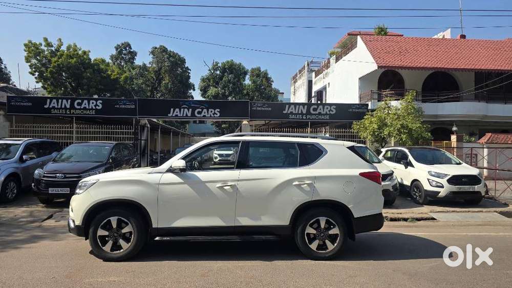 Mahindra Alturas G4 4wd At, 2020, Diesel