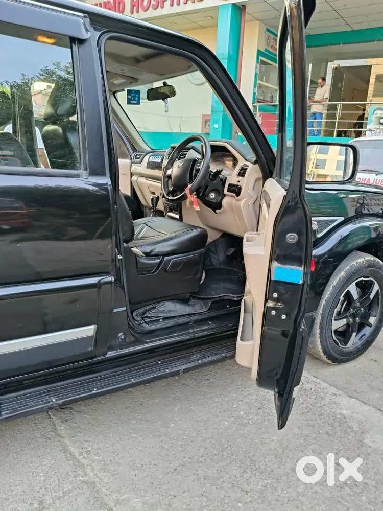 Scorpio S11