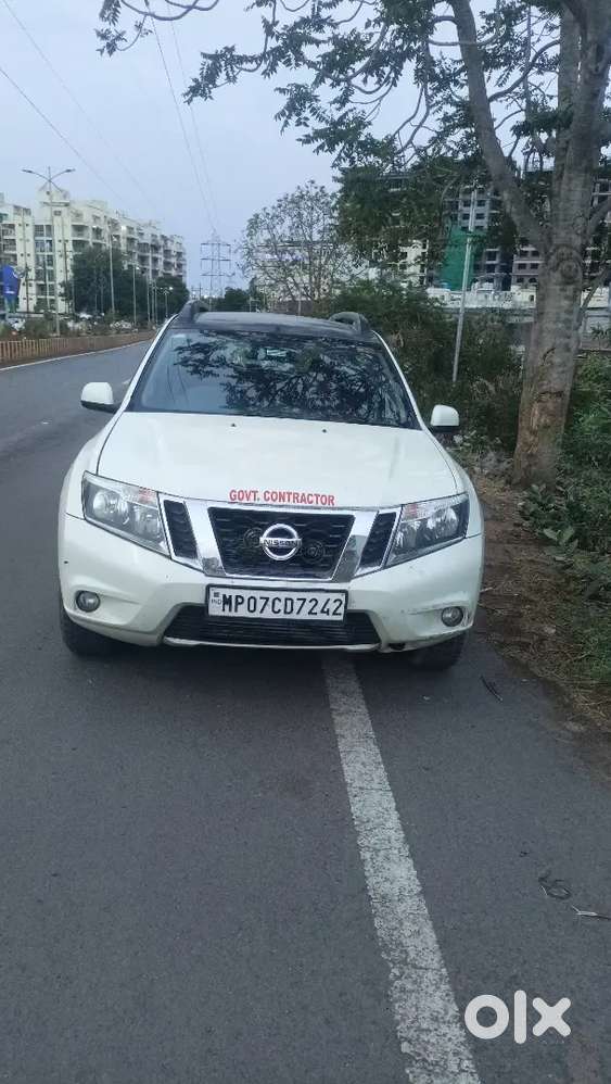 Nissan Terrano 2015 Diesel 79400 Km Driven