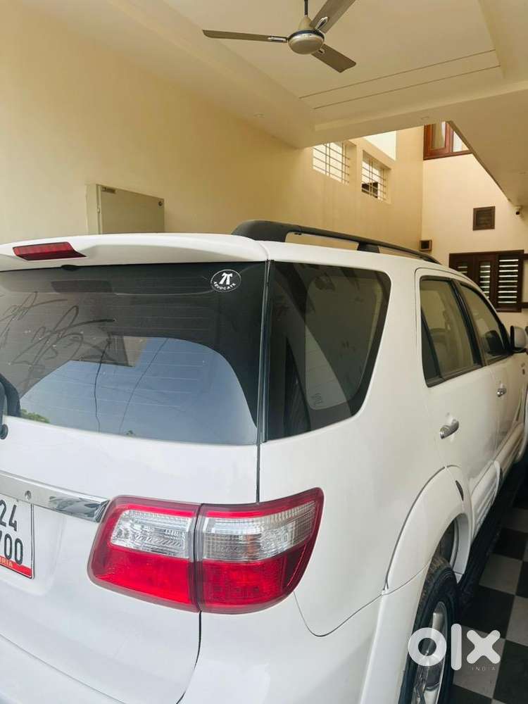 Toyota 2011 Diesel Manual Car
