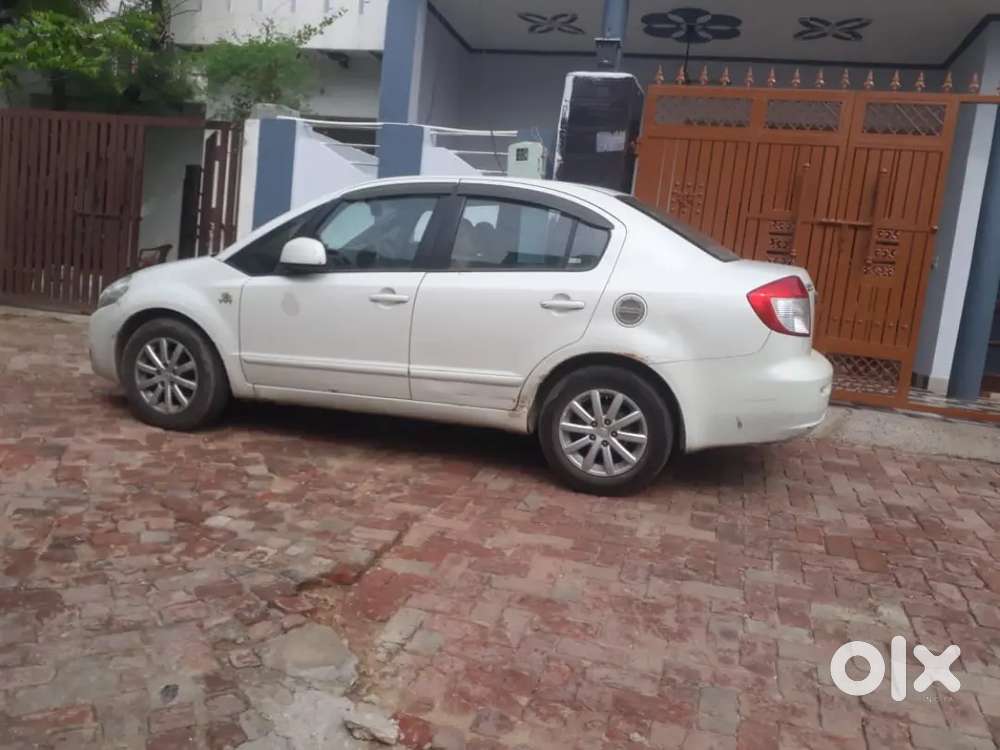 Maruti Suzuki Sx4 2010 Petrol,cng 138000km Driven Passing Out Oct 2030