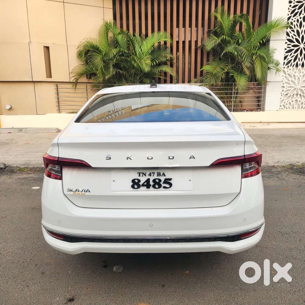 Skoda Slavia Style 1.0l Tsi Mt, 2022, Petrol