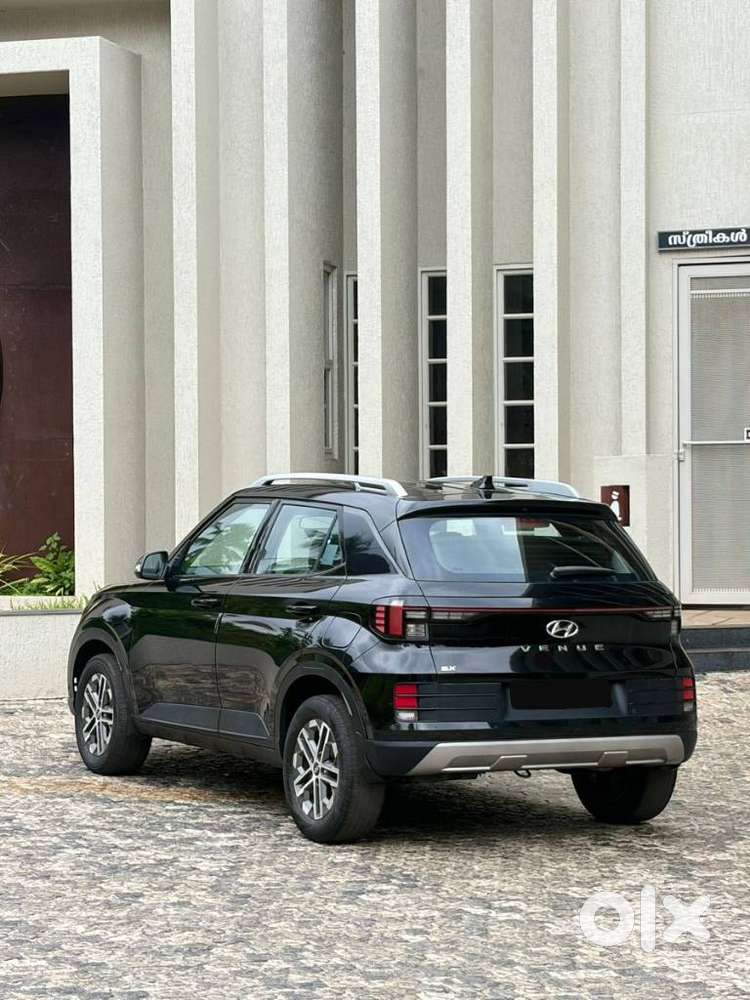 Hyundai Venue 1.5 Crdi Sx (o), 2023, Diesel