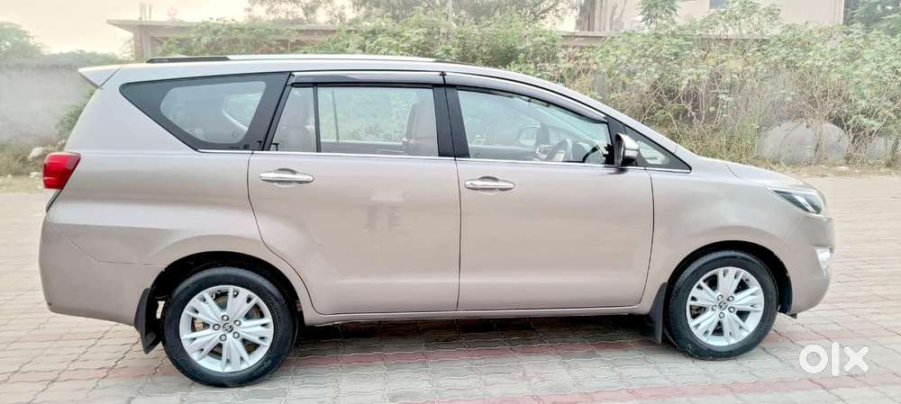 Toyota Innova Crysta 2.8z Automatic, 2018, Diesel