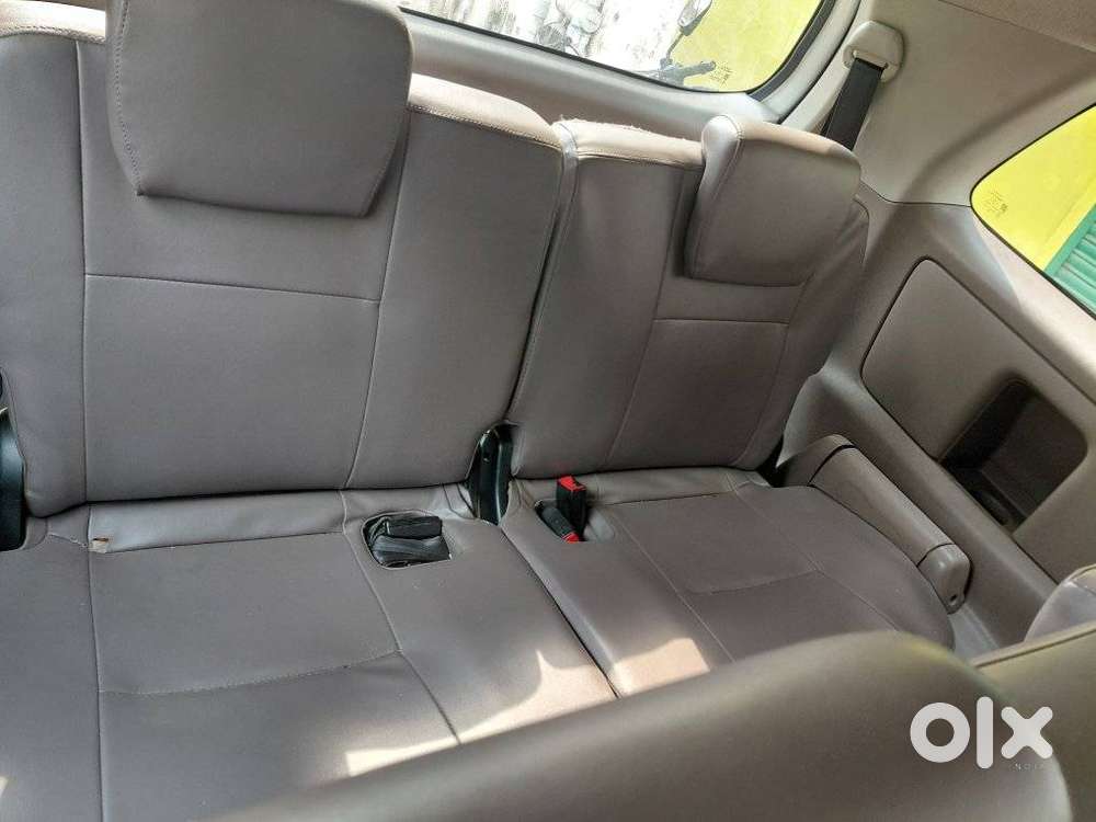Toyota Innova 2012-2013 2.5 E Diesel Ms 8-seater, 2016, Diesel