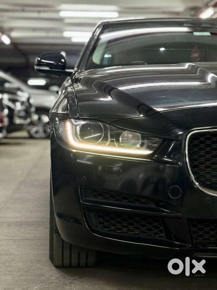 Jaguar Xe Pure, 2016, Petrol