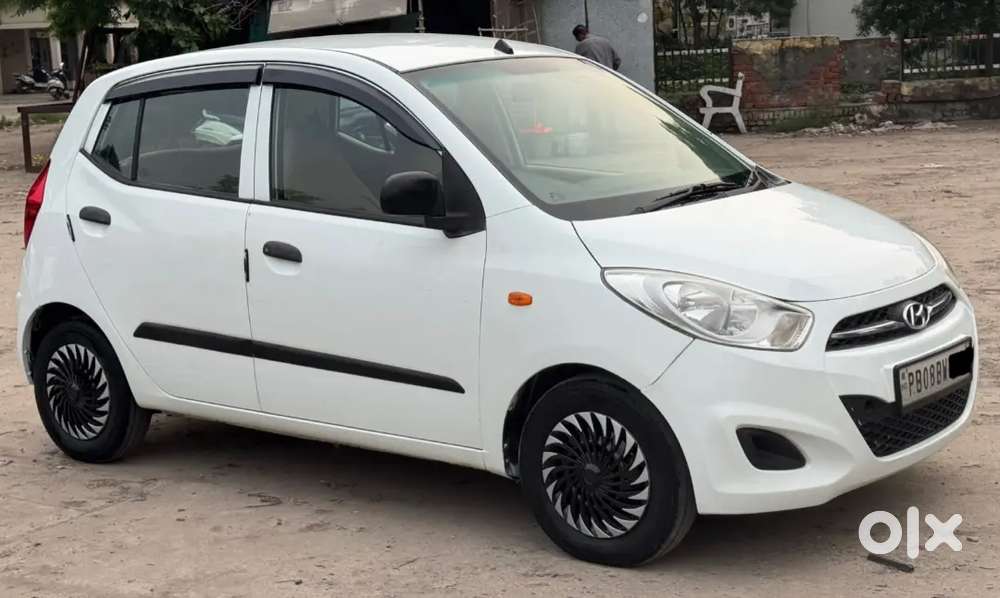 Hyundai I10 Petrol, Model 2011, Km 74000