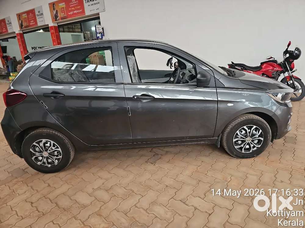 Tata Tiago 2025 Petrol 5000 Km Driven