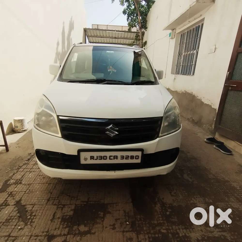 Maruti Suzuki Wagon R 2012 Petrol Well Maintained
