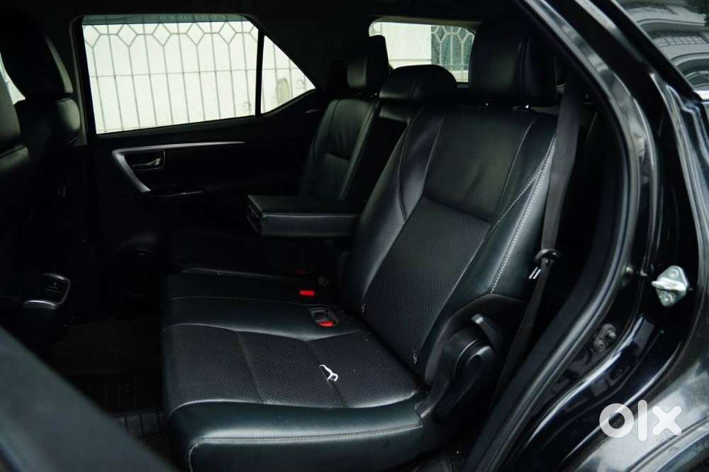 Toyota Fortuner 4x2 At 2.8 Diesel, 2021, Diesel