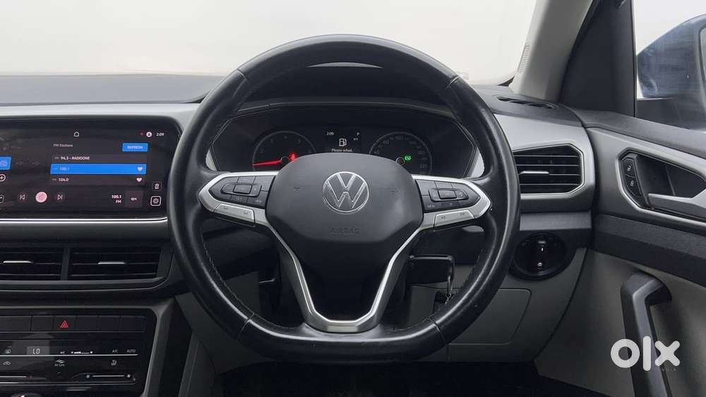 Volkswagen Taigun 1.0 Tsi Highline At, 2022, Petrol