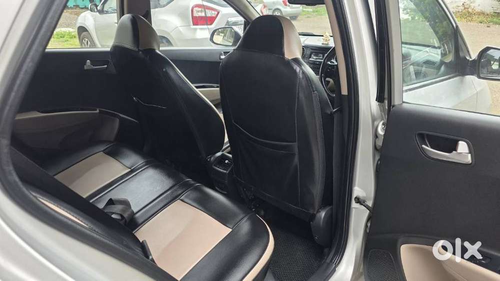 Hyundai Grand I10 Asta Option, 2016, Petrol