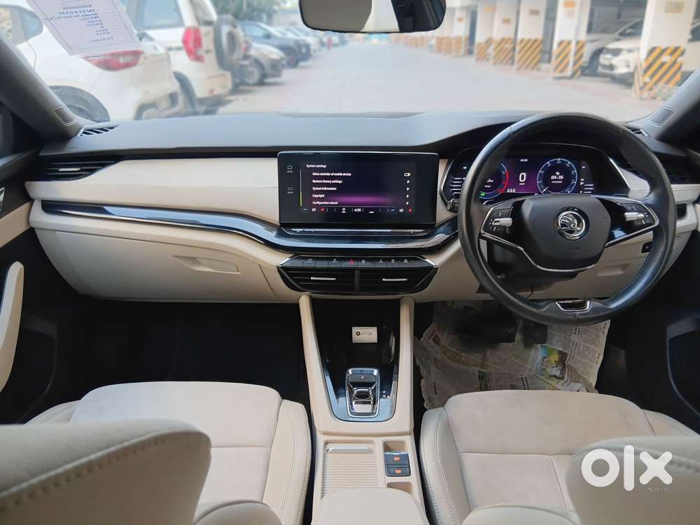 Skoda Octavia 2.0 Style Tsi At, 2022, Petrol
