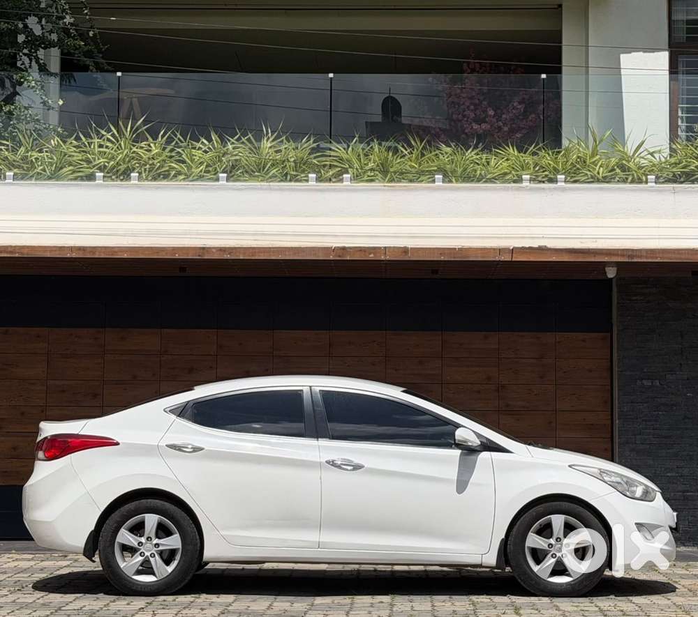 Hyundai New Elantra 2014