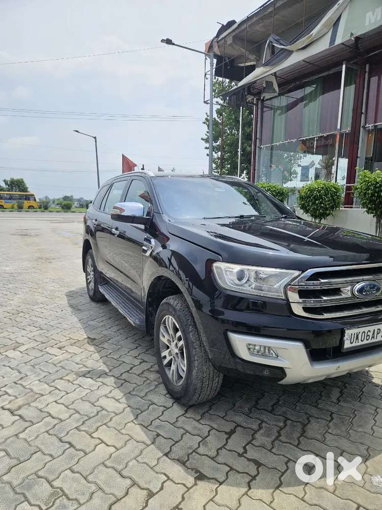 Ford Endeavour 3.2 Titanium 2017