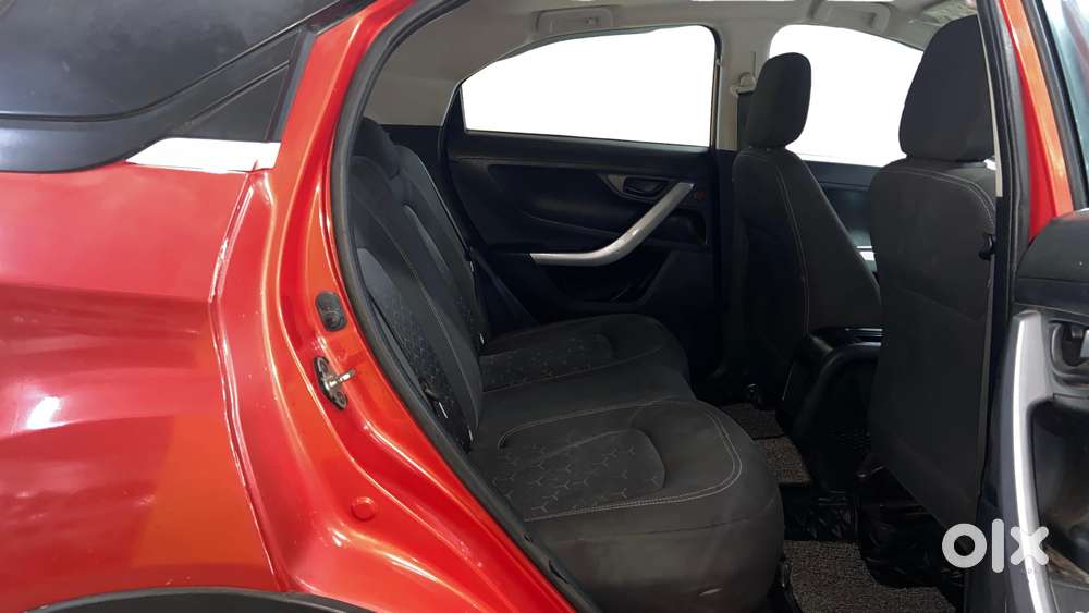 Tata Nexon 1.5 Revotorq Xma Amt (s), 2021, Petrol