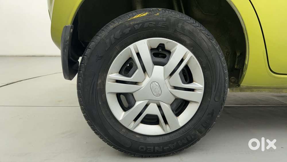 Datsun Redigo T Option, 2016, Petrol