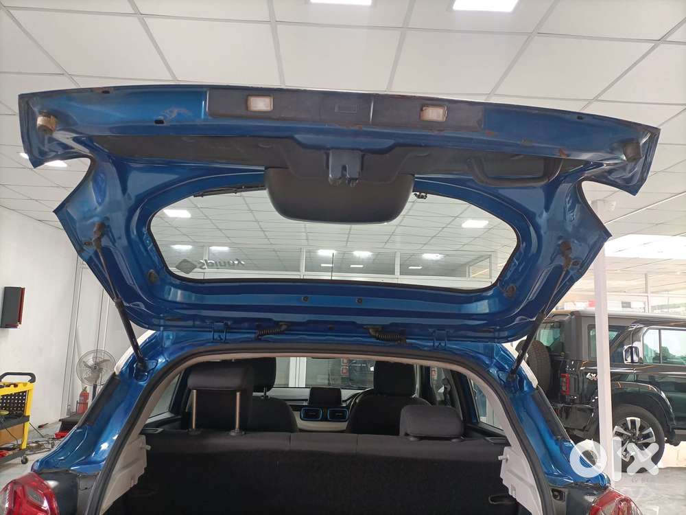 Tata Punch 1.2 Revotron Creative Dual Tone, 2022, Petrol