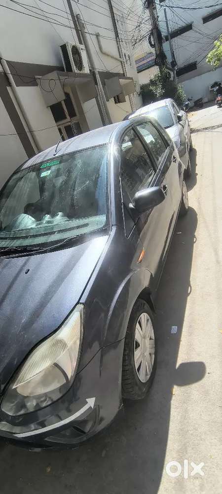 Ford Figo 1.2 Petrol 2011