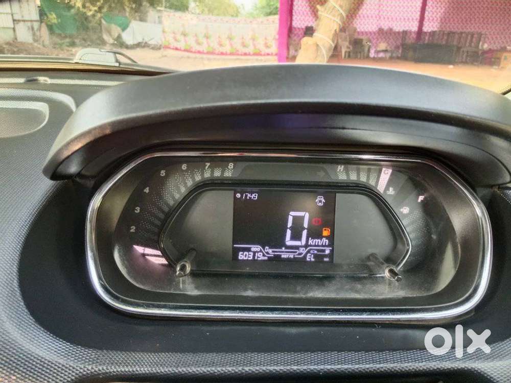 Tata Tiago 1.05 Revotorq Xt Option, 2022, Petrol