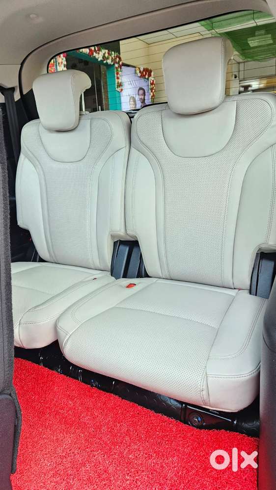 Mahindra Xuv700 2.2 Ax 7 Diesel Mt Luxury Pack Str, 2025, Diesel