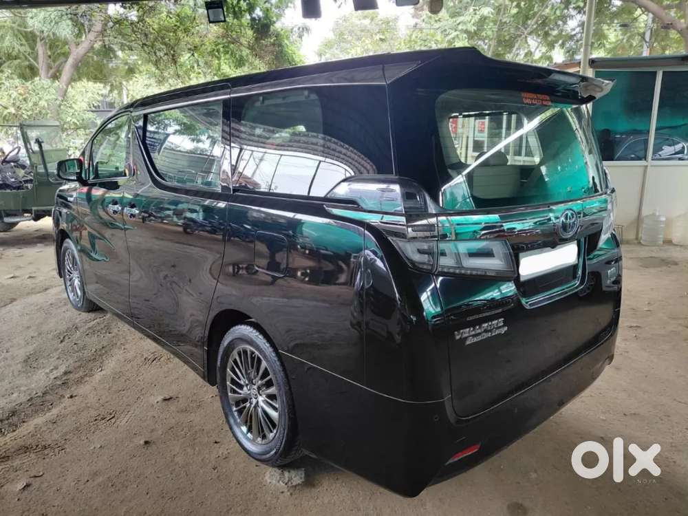 Toyota Vellfire 2.5 Hybrid, 2022, Petrol