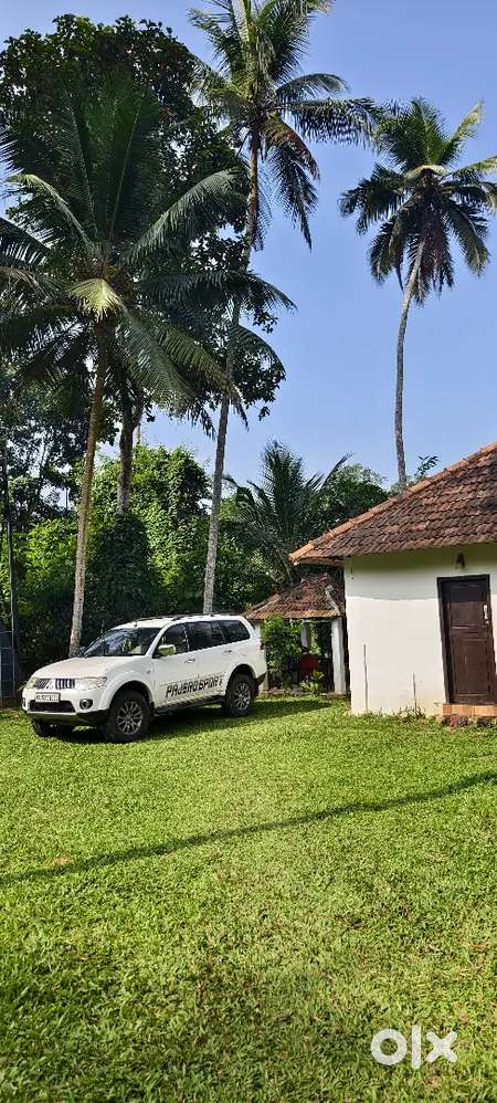 Mitsubishi Pajero Sport 2012 4x4 Original Kerala Registration