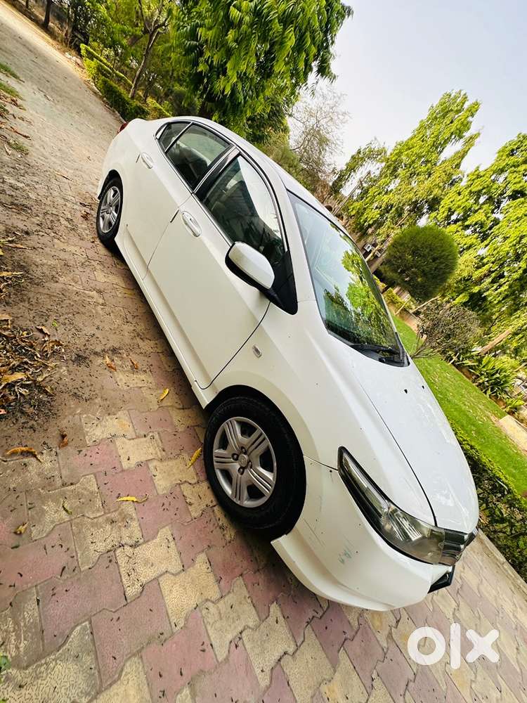Honda City Petrol+cng 2011