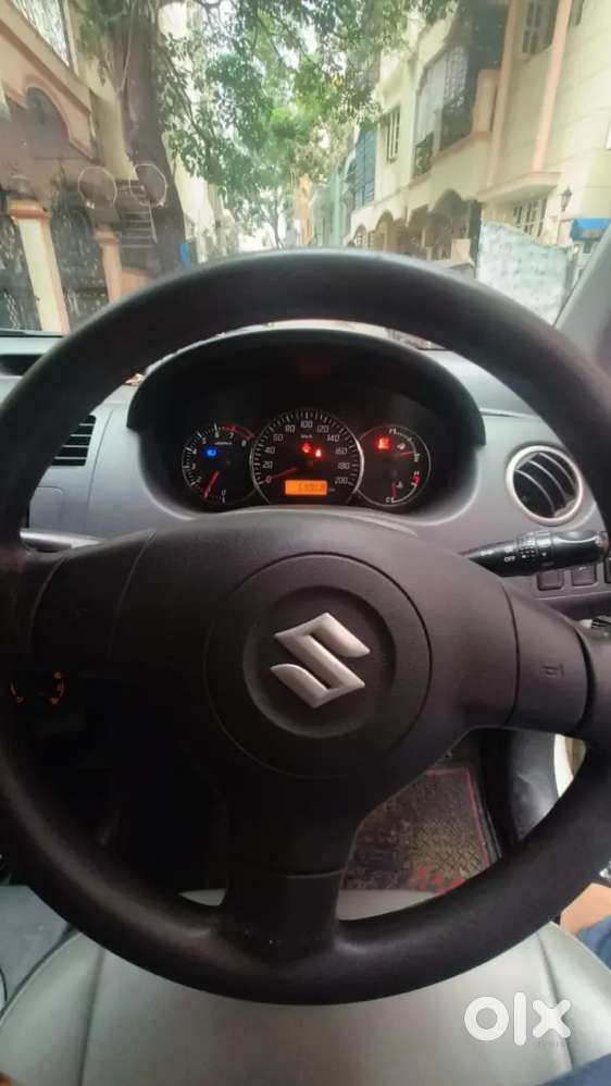 Maruti Suzuki Swift Vxi 2010